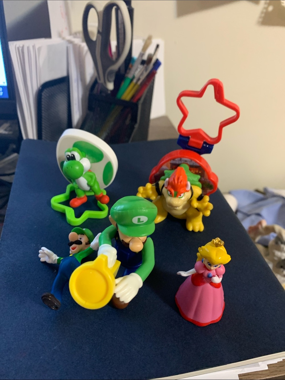 Nintendo Super Mario Kids Toy Set – Green Luigi & Accessories